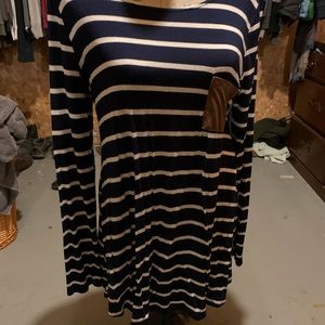 Top, navy and cream with suede accents